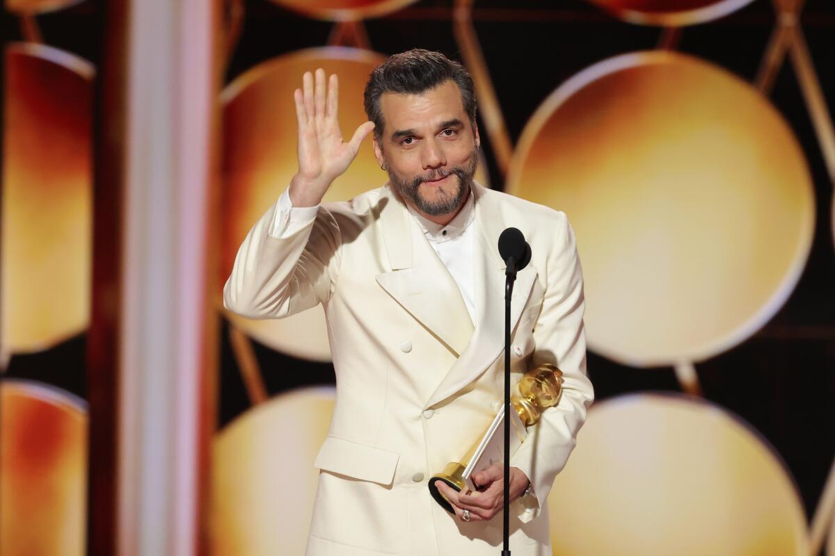 ‘O Agente Secreto’ faz história ao vencer em duas categorias no Globo de Ouro